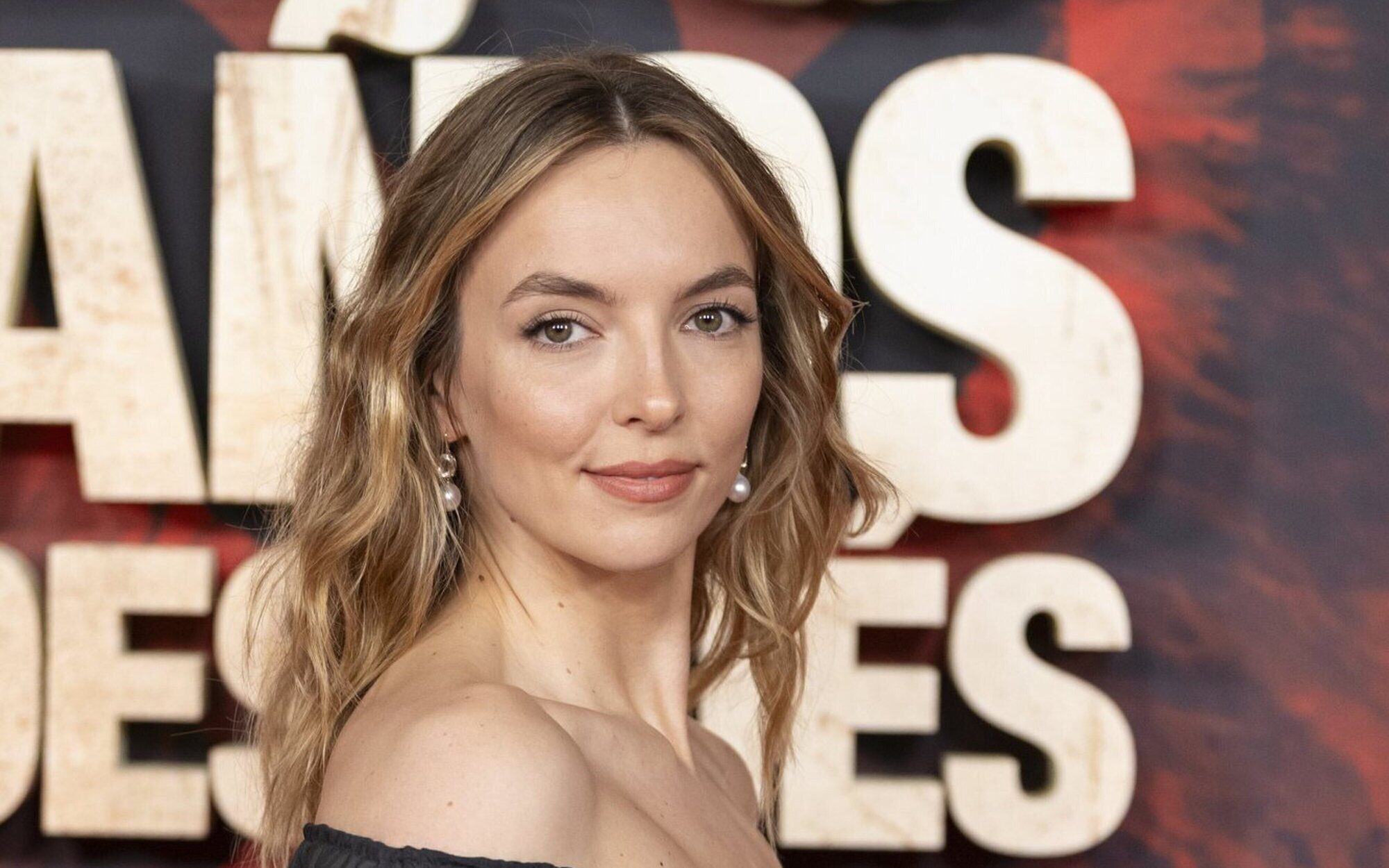 Jodie Comer revela que una escena de “28 años después” le hizo casi romper la silla Jodie Comer revela que una escena de “28 años después” le hizo casi romper la silla