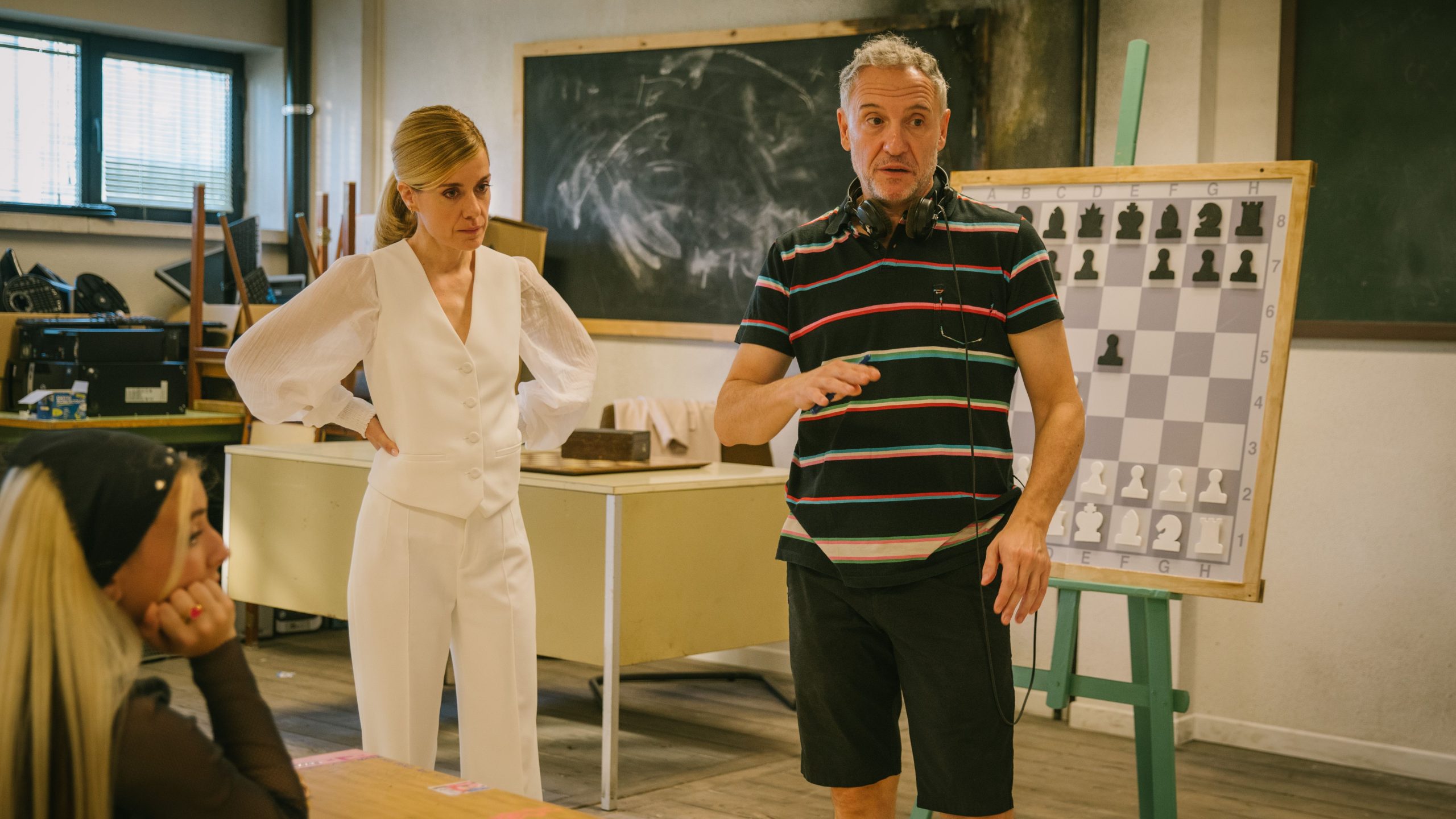 “Ya está aquí el tráiler de MENUDAS PIEZAS, la nueva película de Nacho G. Velilla protagonizada por Alexandra Jiménez, en cines el 12 de abril”