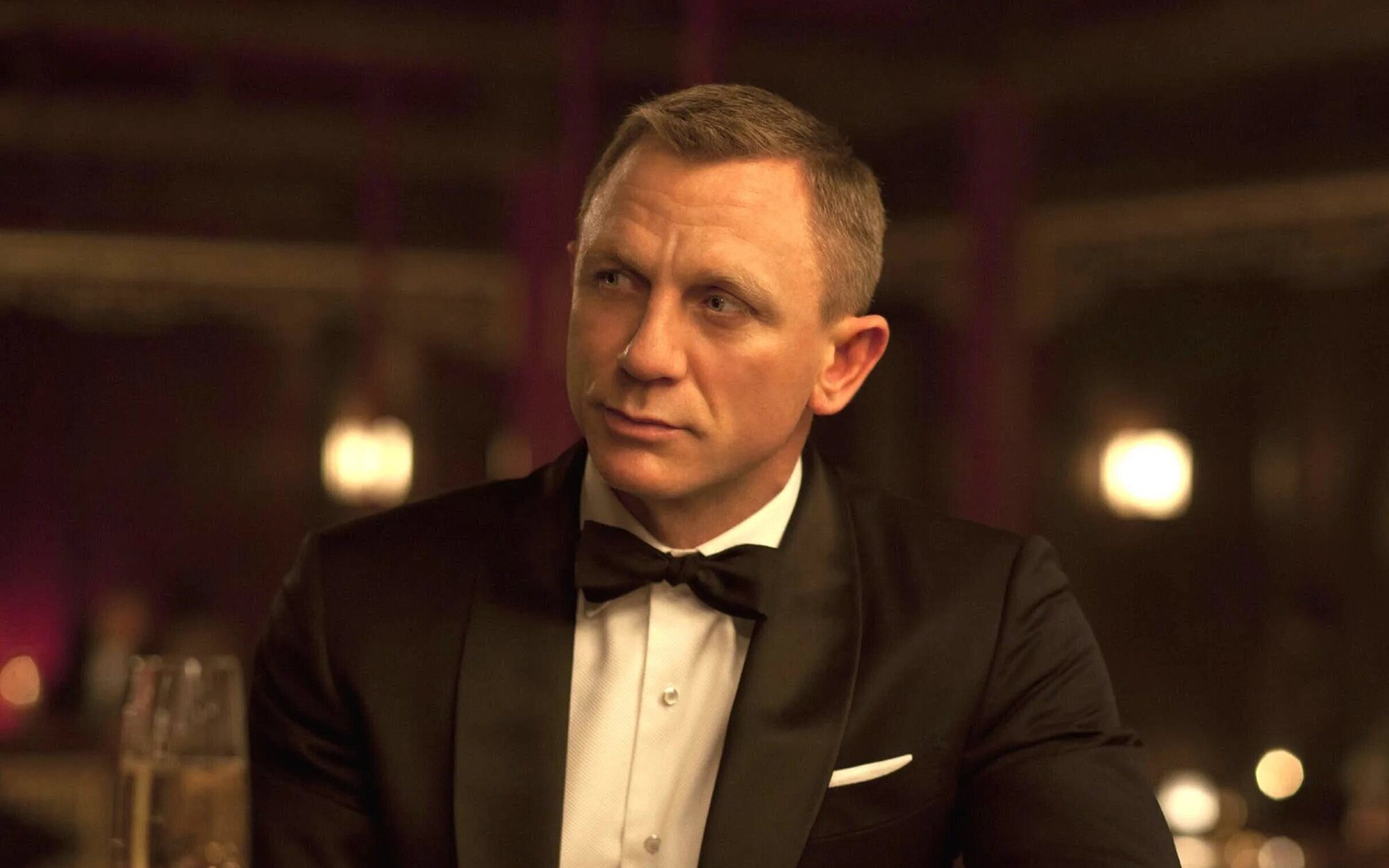 Steven Knight se une a Denis Villeneuve para reinventar James Bond en la próxima película del agente 007