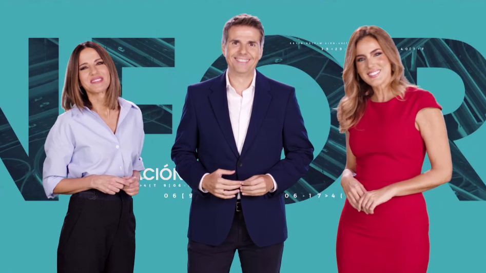 “El programa ‘Cuatro al día’ se renueva con nuevas caras: Mónica Sanz, Verónica Dulanto y Fernando Díaz de la Guardia se unen como presentadores” “El programa ‘Cuatro al día’ se renueva con nuevas caras: Mónica Sanz, Verónica Dulanto y Fernando Díaz de la Guardia se unen como presentadores”