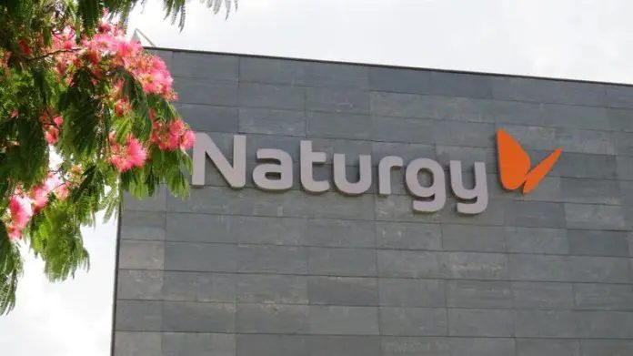 Naturgy lleva a su junta de accionistas la aprobación de un dividendo complementario de 0,40 euros