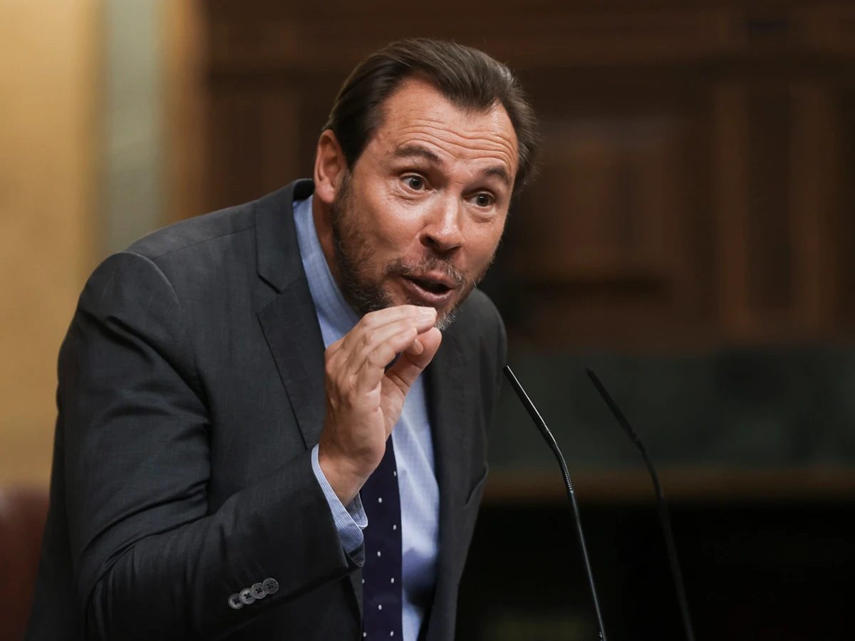 Óscar Puente utiliza las incidencias de Metro de Madrid para justificar las de Cercanías