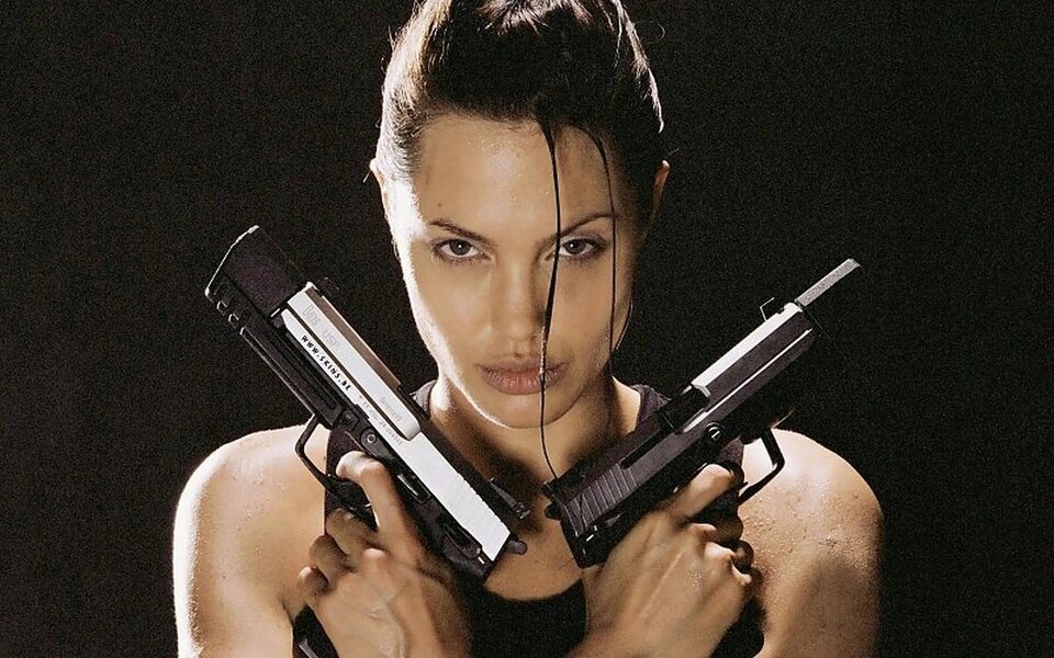 Angelina Jolie interpretando a Lara Croft 