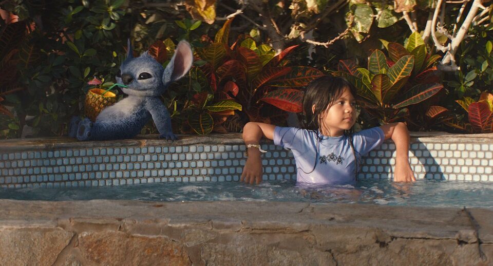 Lilo y Stitch descansando de tanta travesura en Hawái