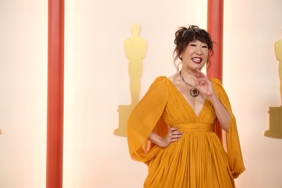 Sandra Oh en los Oscar 2023