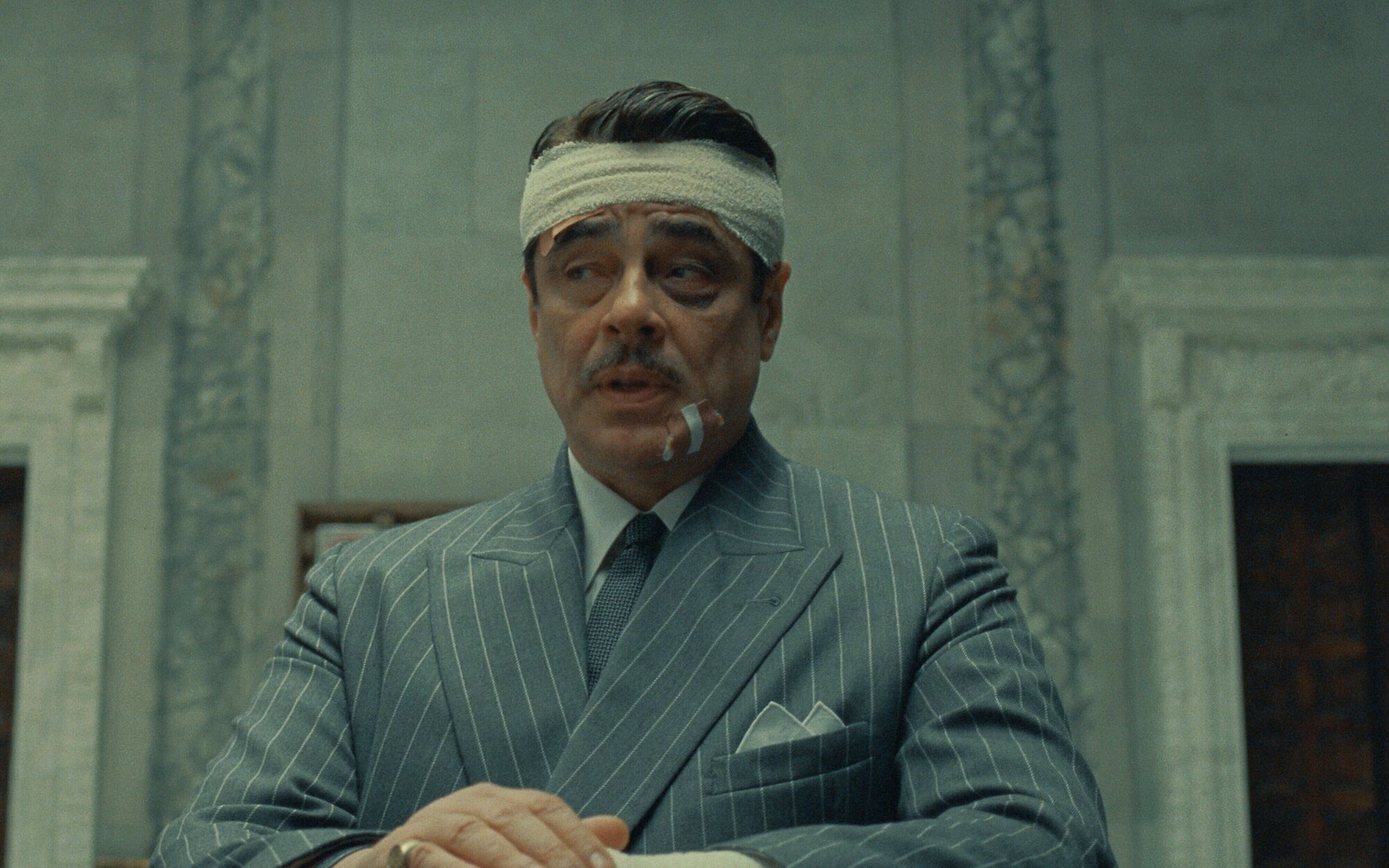 Benicio del Toro es detenido en el aeropuerto por un guion considerado demasiado explosivo