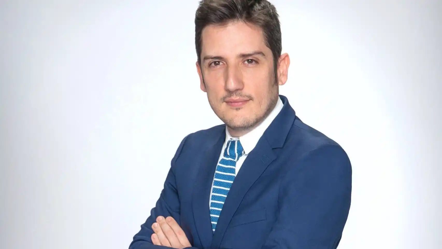 Sergio Calderón y el hundimiento de RTVE: ‘La Familia de la Tele’ como reflejo de una crisis profunda