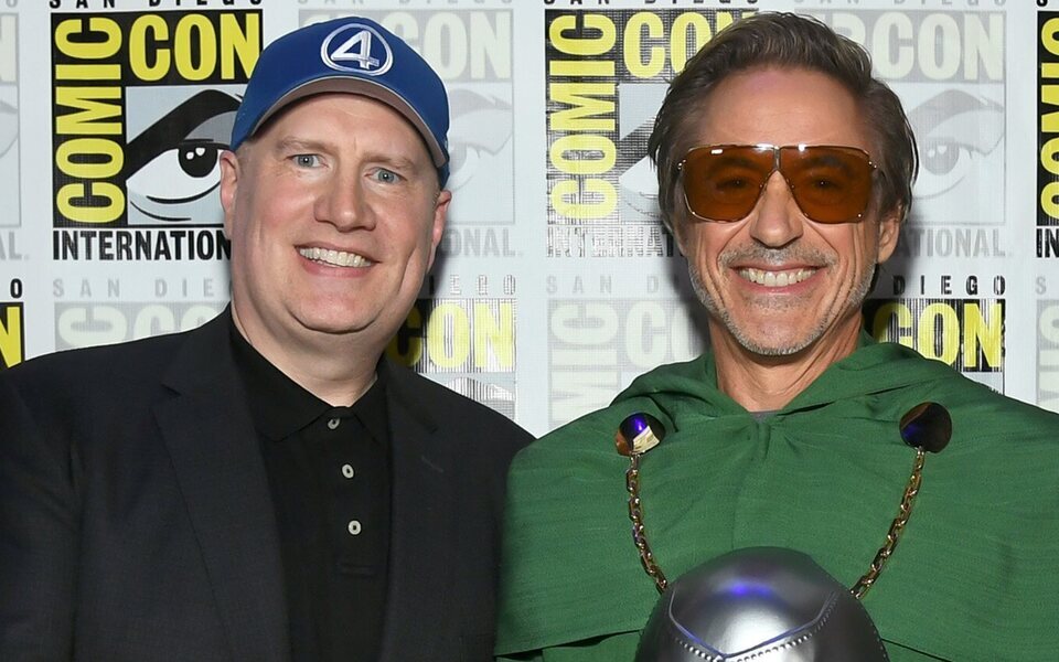 Kevin Feige y Robert Downey Jr. en el anuncio de 'Avengers: Doomsday'