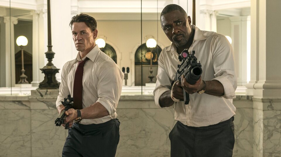 John Cena e Idris Elba en 'Jefes de estado'