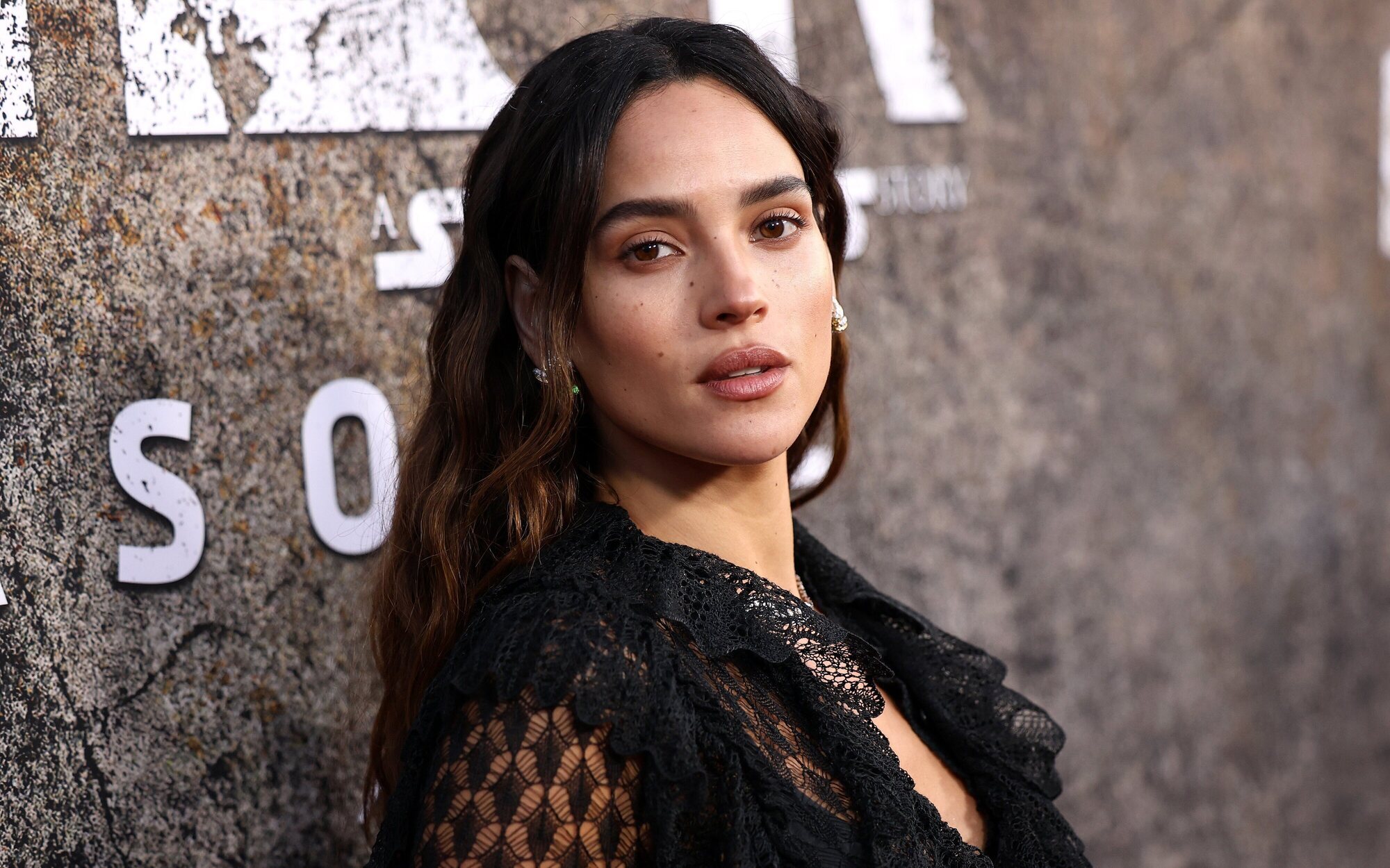 James Gunn considera que Adria Arjona sería una excelente Wonder Woman, aunque aclara que no la eligió por ese motivo