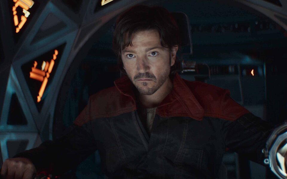 Diego Luna es Cassian Andor