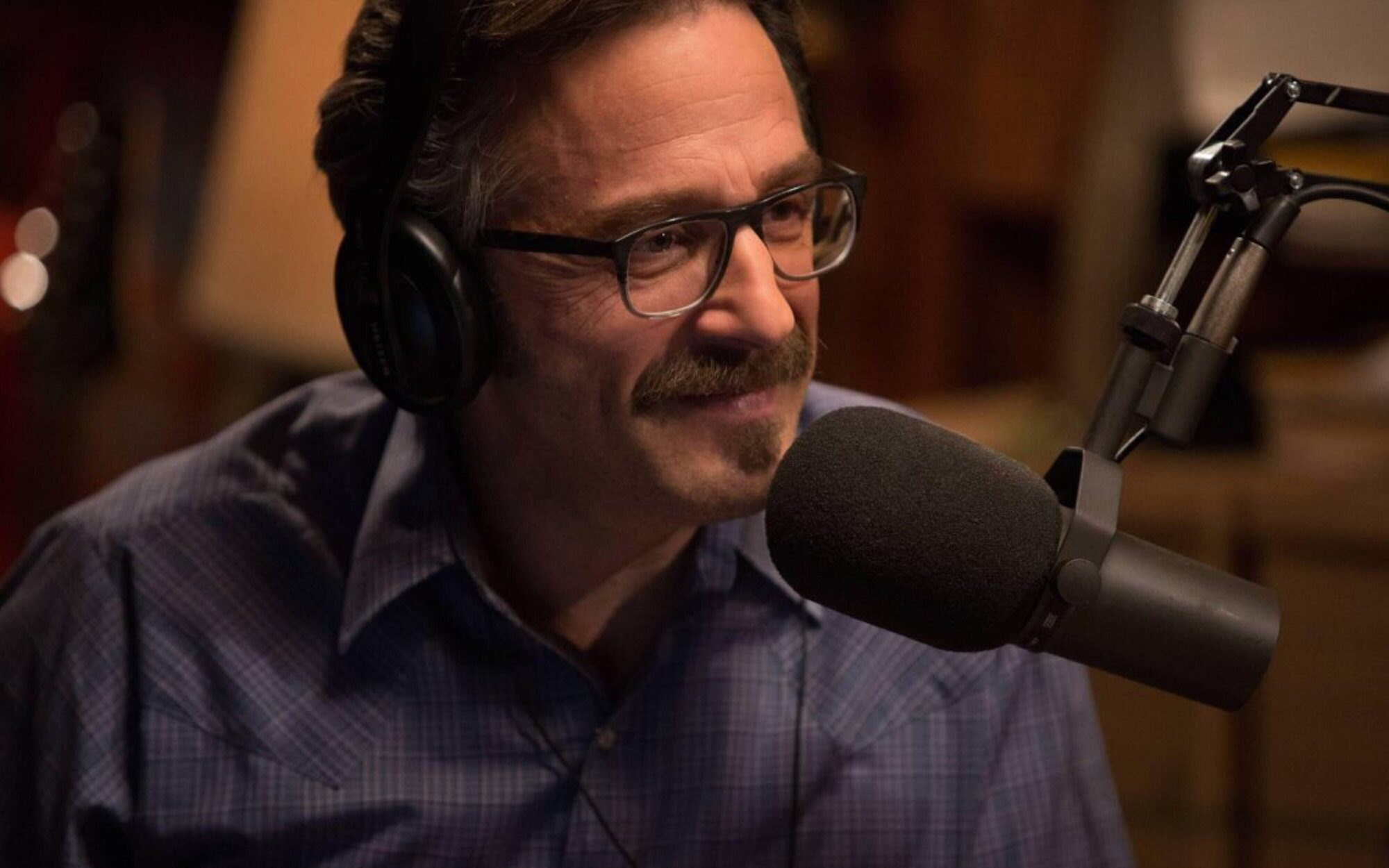 Marc Maron destroza a Netflix y la acusa de convertirse en “Reichflix” por apoyar el fascismo