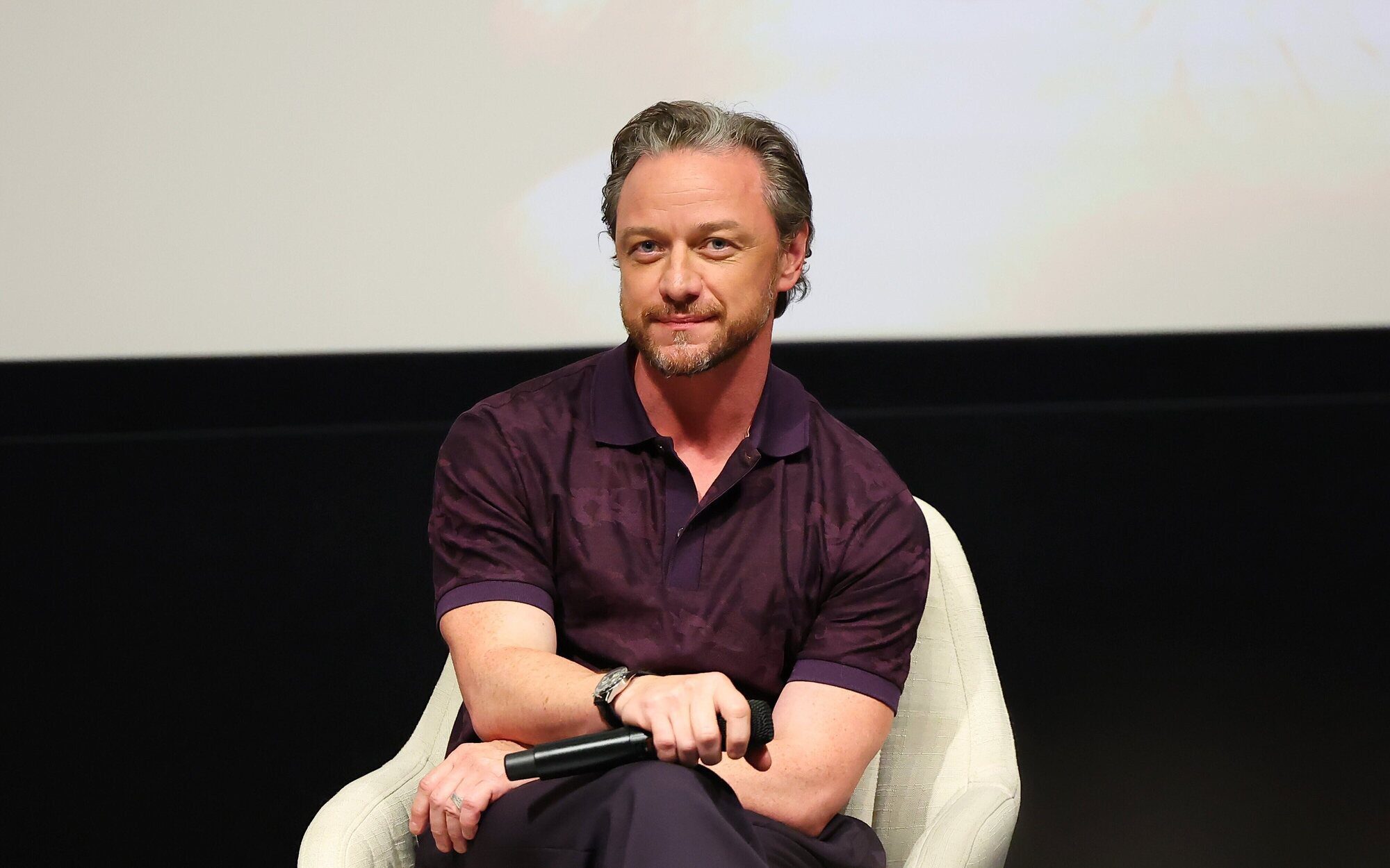 James McAvoy recibe brutal golpiza de un hombre ebrio en bar de Toronto durante el Festival de Cine