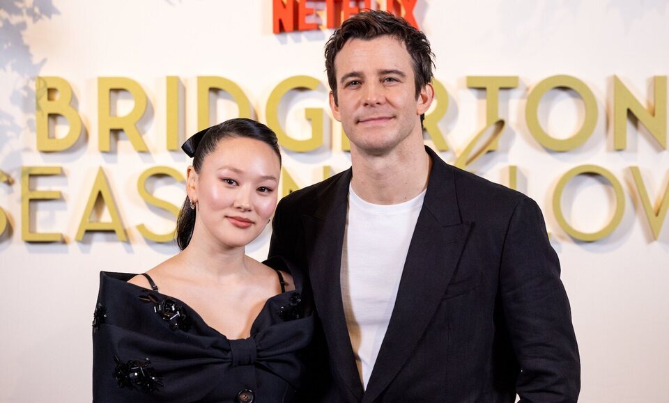 Yerin Ha y Luke Thompson