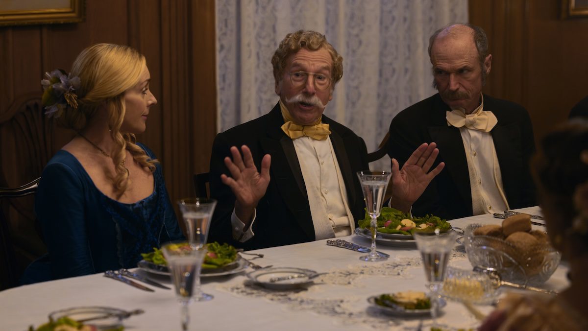 Llega el primer tráiler de la nueva serie de Larry David en HBO: siete episodios de comedia histórica con Jon Hamm y Seinfeld Larry David, Jane Krakowski y Toby Huss en la nueva serie de HBO